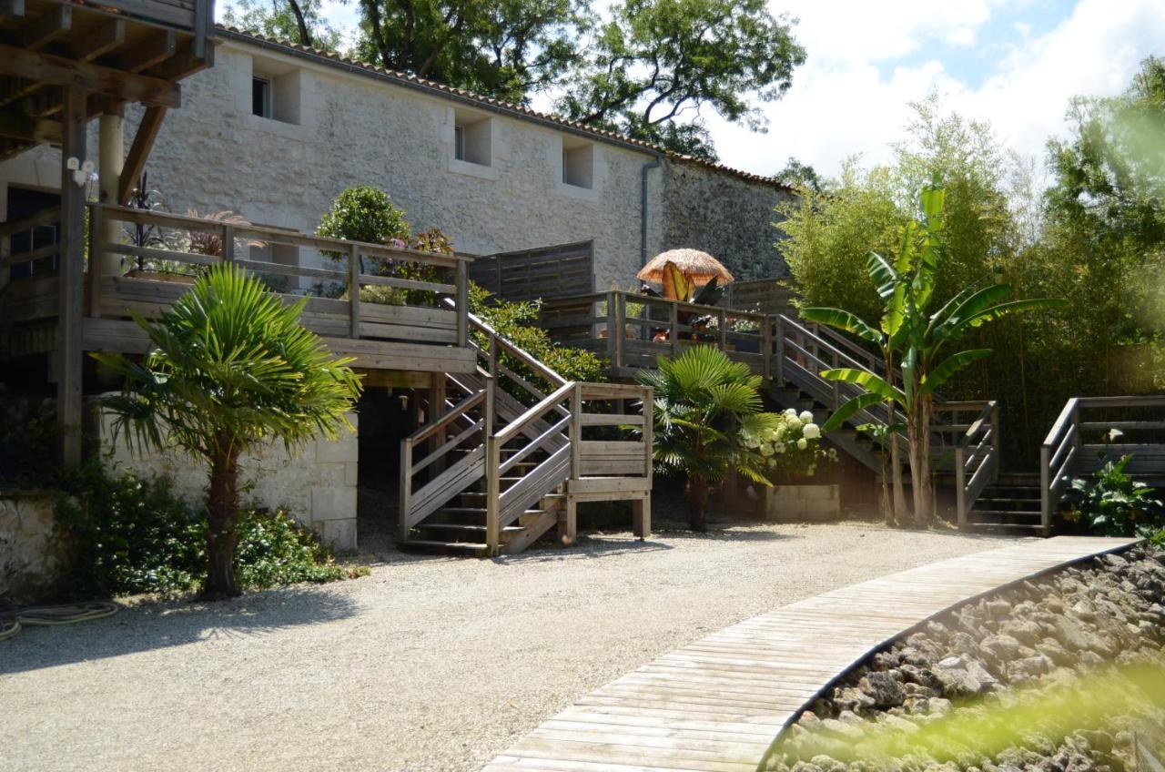 Gite De St Hilaire Soubise Exterior foto