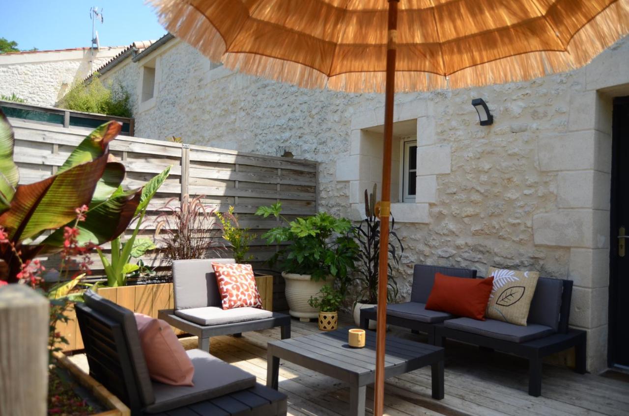 Gite De St Hilaire Soubise Exterior foto